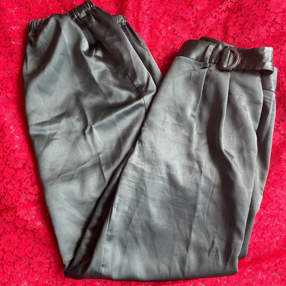 Maeve size 6 green parachute pants in excellent worn condition! - Picture 5 of 10